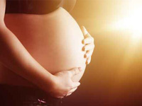 Haarentfernung und Waxing bei schwangeren Frauen